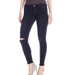 LAST CHANCE Joe's Jeans Collector's Edition Finn Skinny Ankle